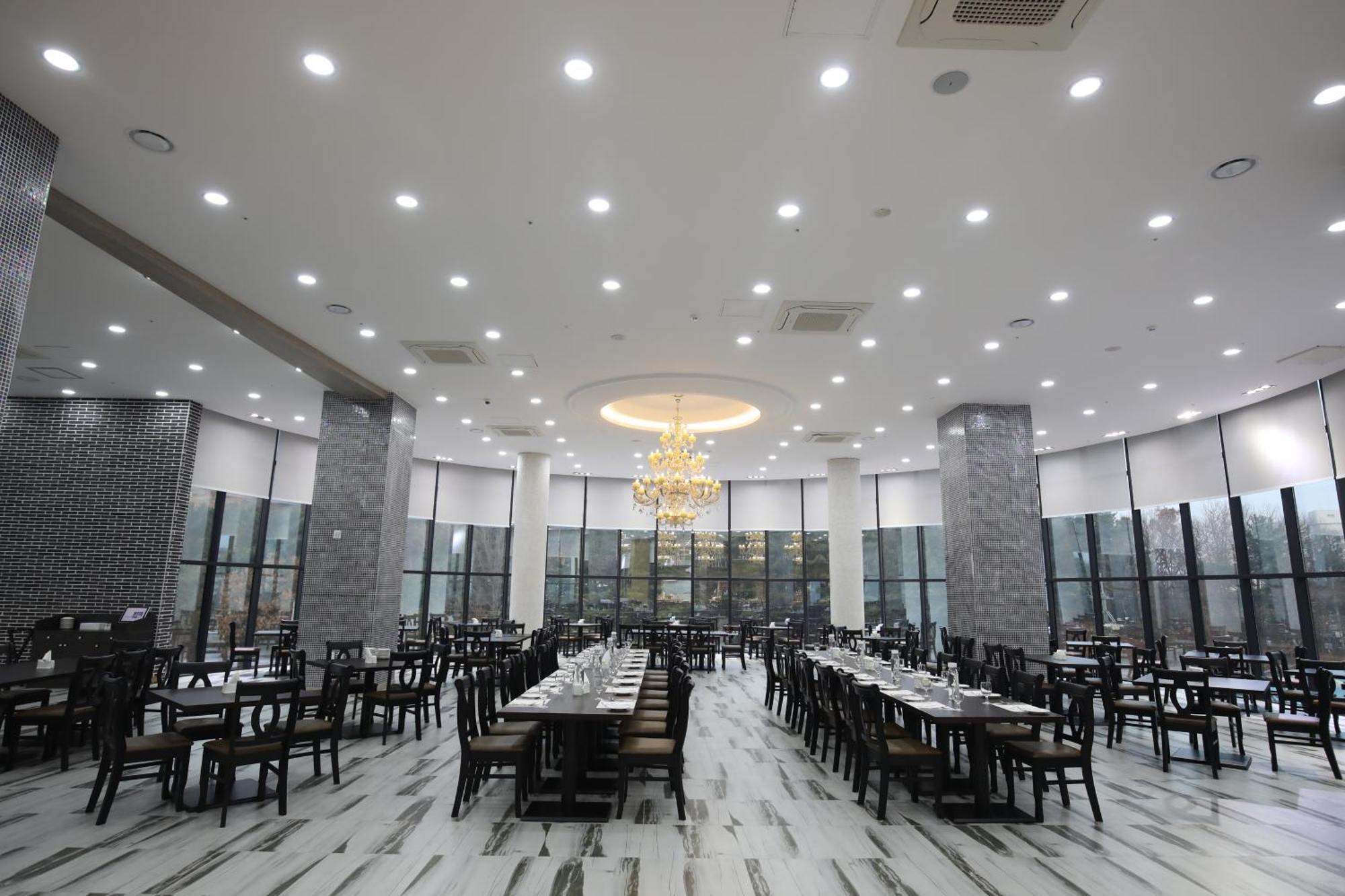 Benikea Hotel Seosan Esterno foto